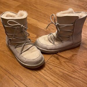 UGG Lodge Moonrise Boot Size 10